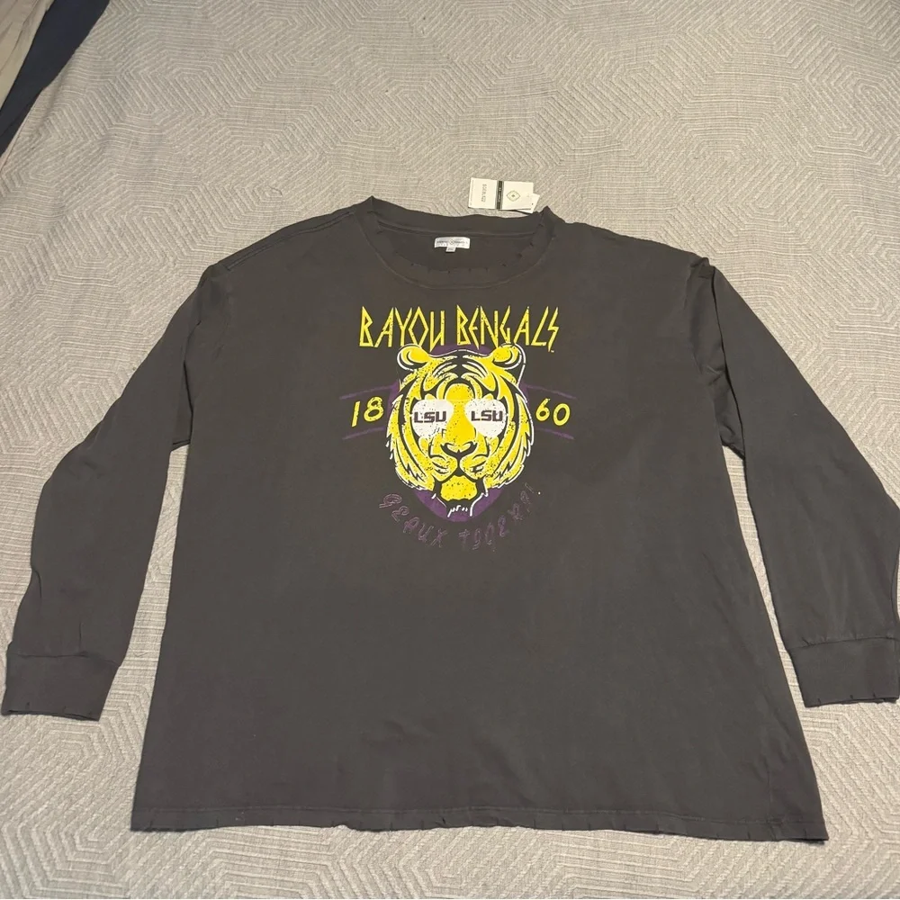 The Bayou Bengals Vintage Long Sleeve - Picture 2 of 3